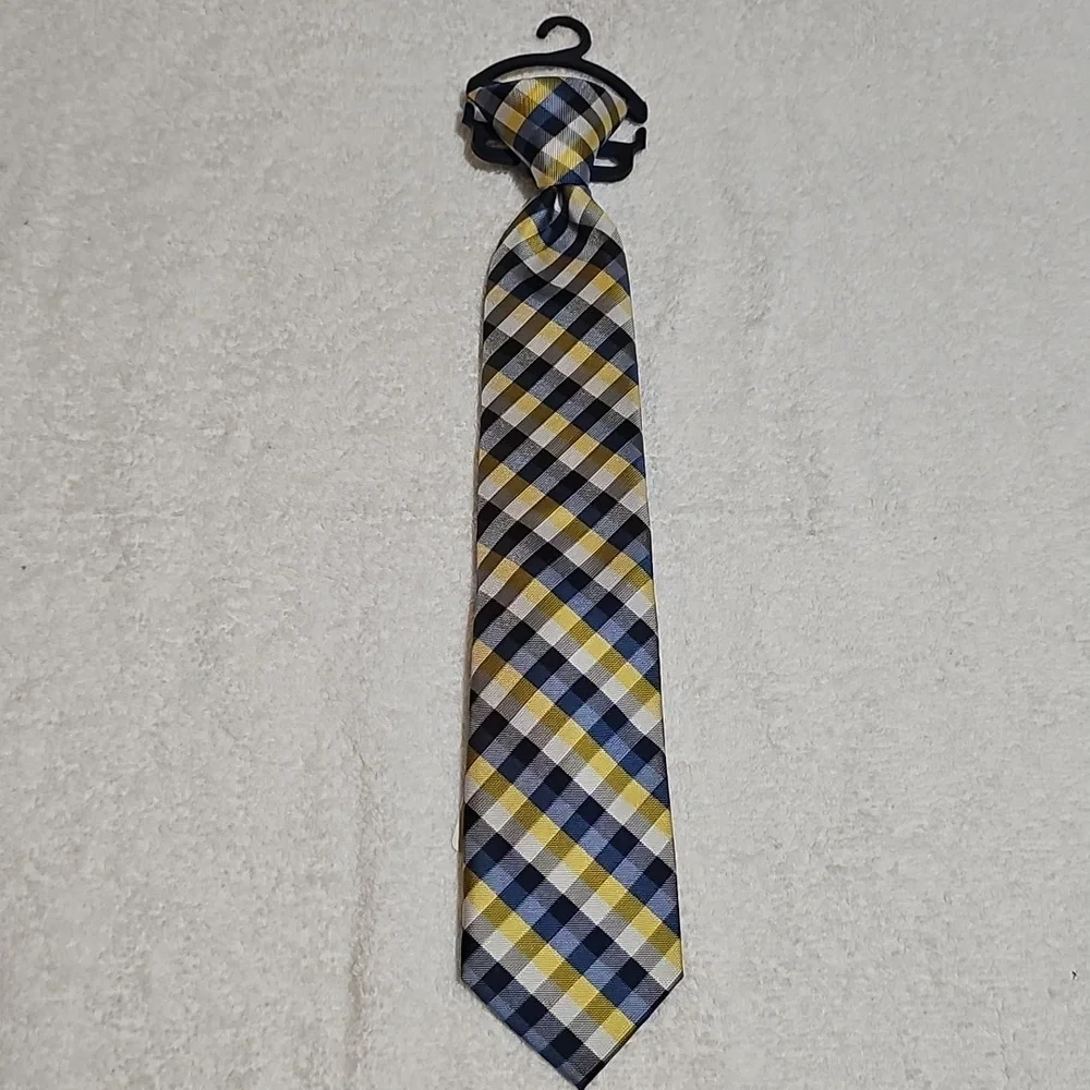 Chaps Boys Blue Yellow Patterned Clip Necktie New